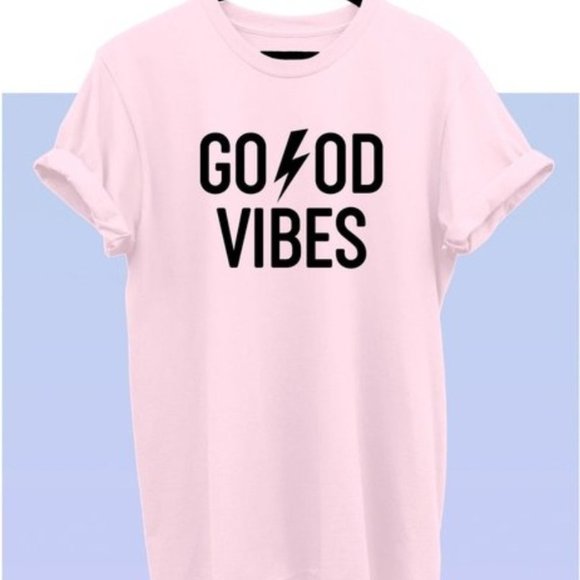 WKNDER Tops - GOOD VIBES - GRAPHIC TEE